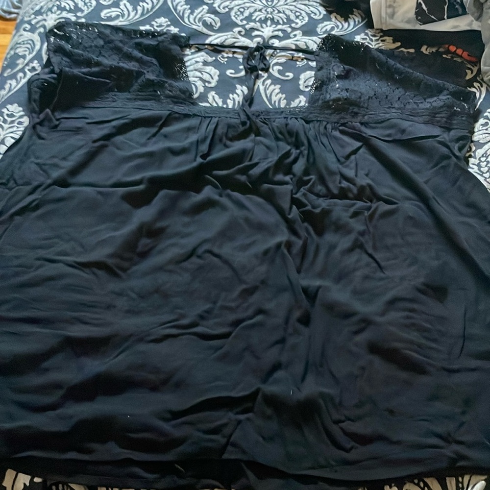Size 2 Torrid blouse